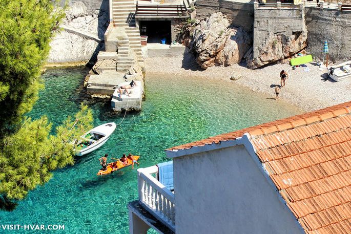 uvala-pobij-gdinj-otok-hvar-003-1434967612_huge