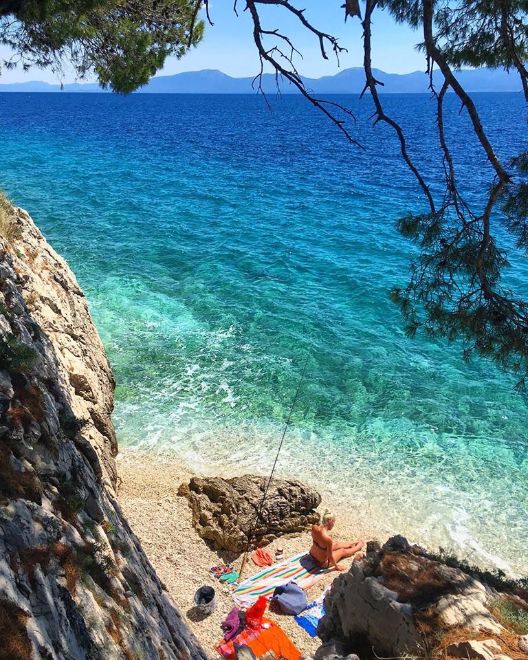 Zaostrog Hidden Beach